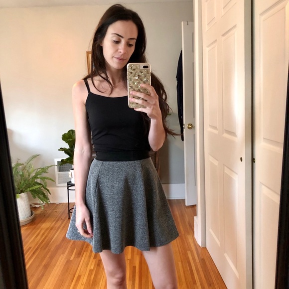 Skater Skirt - Picture 4 of 5